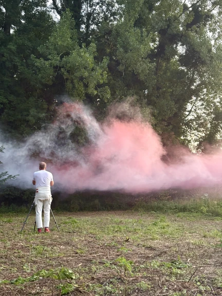 Paul alla Scena di Esplosione Dame