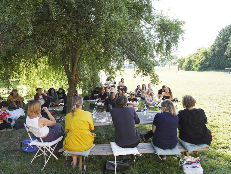 CHRISTOPHER YGGDRE_round table